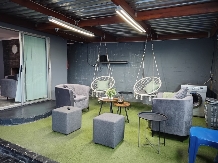To Let 2 Bedroom Property for Rent in Heather Park Western Cape